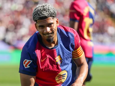 Barcelona: Ronald Araújo quer permanecer e torcida está revoltada