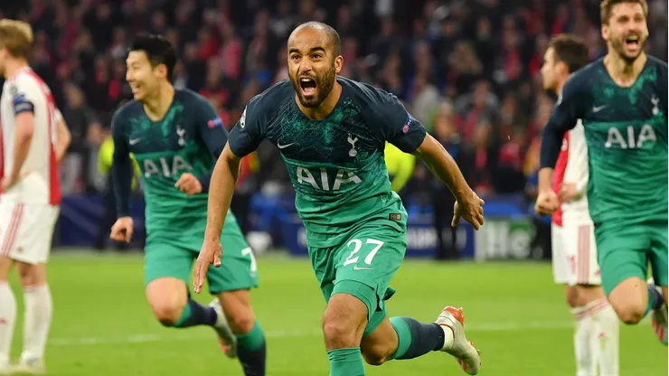Torcida do Tottenham manda recado emocionante para Lucas Moura após título da Europa League. (Photo by Dan Mullan/Getty Images )