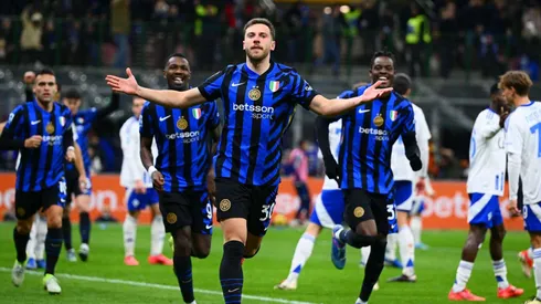 Carlos Augusto comemorando pela Inter. Foto: Reprodução/Inter de Milão