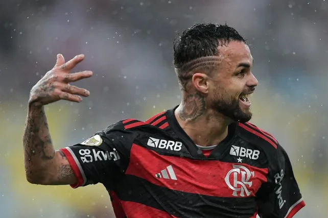 Michael jogador do Flamengo durante partida contra o Bragantino no estadio Maracana pelo campeonato Brasileiro A 2024. Foto: Thiago Ribeiro/AGIF