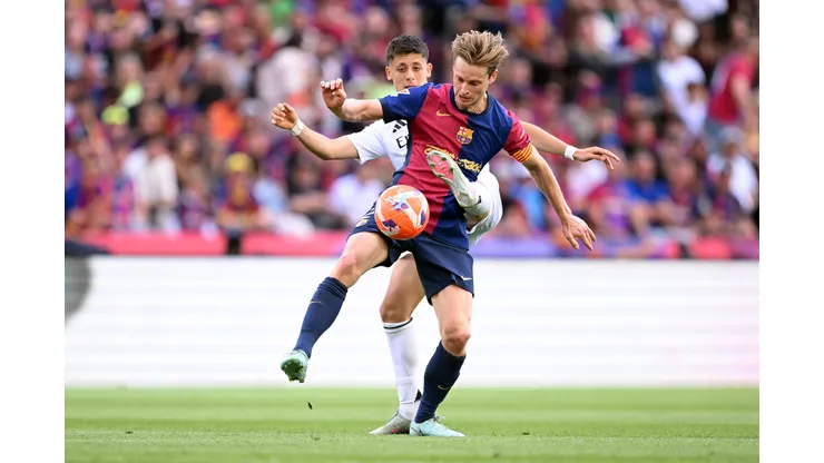 De Jong em ação pelo Barcelona. Foto de David Ramos/Getty Images