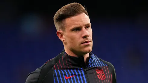 Barcelona vai ao mercado por novo goleiro.