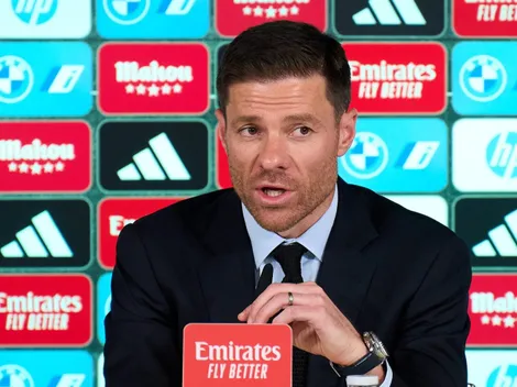 Esquema com 3 zagueiros é aprovado por Xabi Alonso