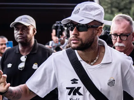 Staff de Neymar procura patrocinadora para levar craque ao clube