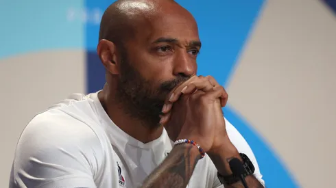 Henry fala da seca de títulos do Arsenal