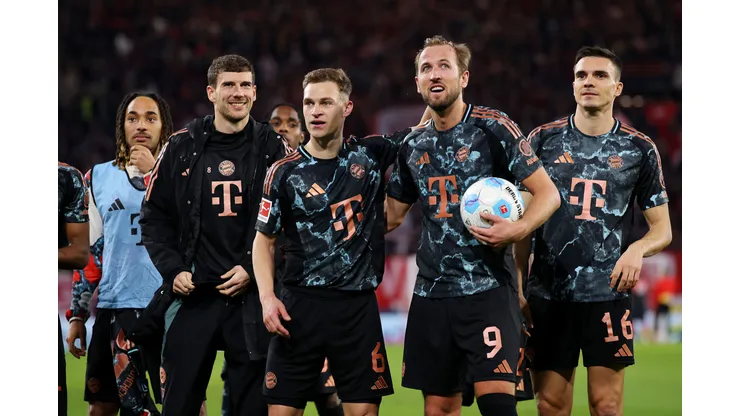 Jogadores do Bayern de Munique reunidos. Foto: Alex Grimm