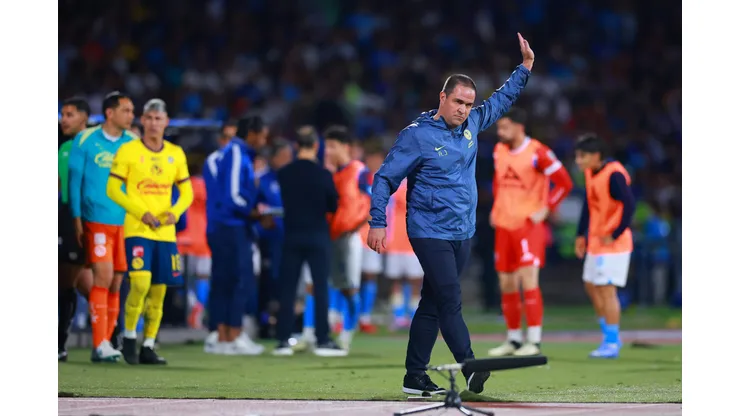 Ainda assim, o clube paulista pretende apresentar uma nova proposta na janela de transferências especial, buscando contar com o uruguaio para a disputa da Copa do Mundo de Clubes. (Foto por Hector Vivas/Getty Images)