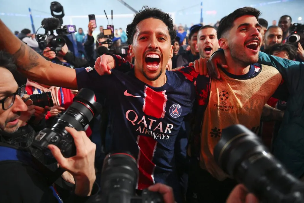 Marquinhos vibrando com título