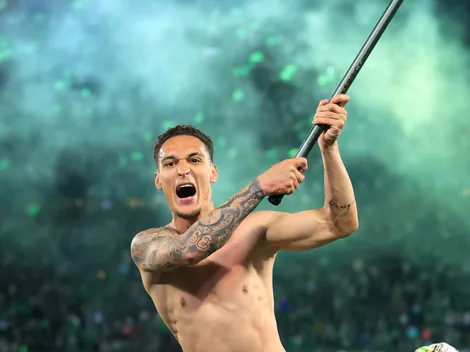 Antony se despede do Real Betis antes de voltar a Manchester