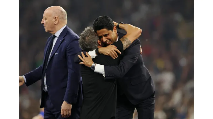 Presidente do PSG e Luis Enrique comemoram título inédito do clube