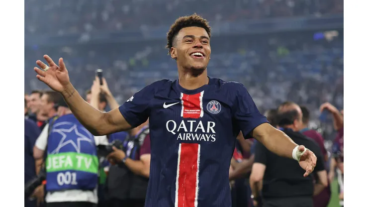 Doué é fã de Neymar e fez pedido