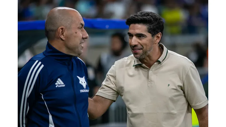 O treinador do Palmeiras também desabafou sobre o desconforto causado pela constante proximidade das câmeras durante as partidas. Foto Fernando MorenoAGIF