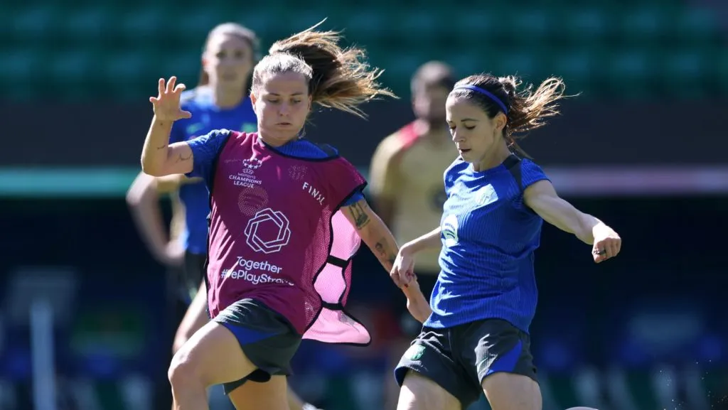 Aitana Bonmati e Claudia Pina, pelo Barcelona 