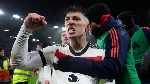 United é notificado sobre interesse do Napoli em Lisandro Martínez.