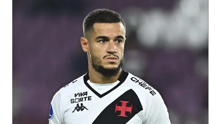 Ex-Barcelona, Philippe Coutinho pode deixar o Vasco para disputar o Super Mundial de Clubes. (Photo by Rodrigo Valle/Getty Images)