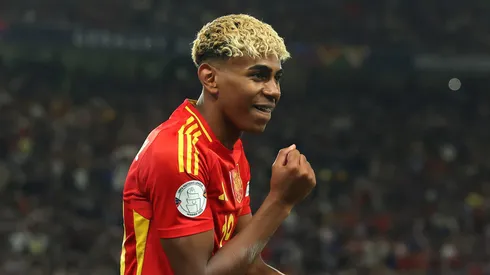 Lamine Yamal é o favorito pela Bola de Ouro 2025. Foto: Alexander Hassenstein/Getty Images