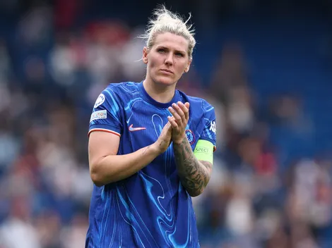 Após pedir dispensa da Inglaterra, Millie Bright faz cirurgia no joelho