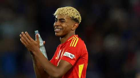 Lamine Yamal não teme Portugal e manda recado para Cristiano Ronaldo antes de final da Nations League. (Photo by Alexander Hassenstein/Getty Images)