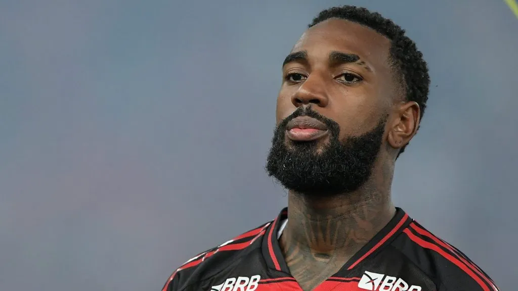 Gerson em ação pelo Flamengo.