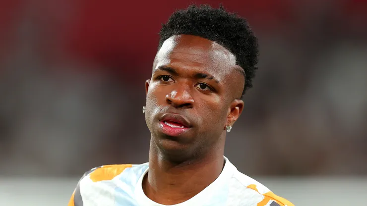Vinicius Junior antes de jogo do Real Madrid
