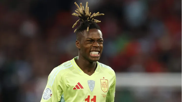 Nico Williams escolhe entre Barcelona e Bayern Munique.