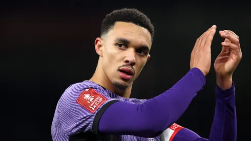 Real Madrid confirma que Arnold usará a camisa 12 no Mundial de Clubes.