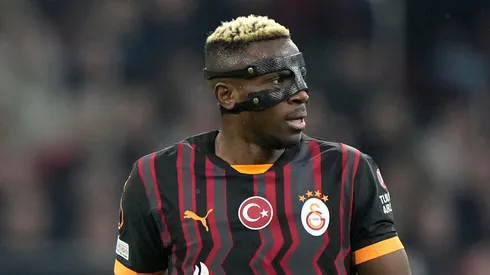 Victor Osimhen em jogo do Galatasaray