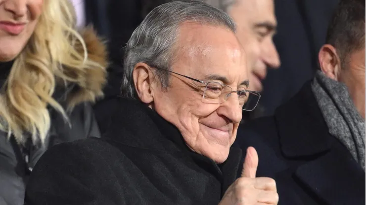 A gestão eficiente permitiu reforçar o elenco sem comprometer o futuro do clube, mantendo equilíbrio entre desempenho esportivo e sustentabilidade financeira. (Photo by David Ramos/Getty Images)