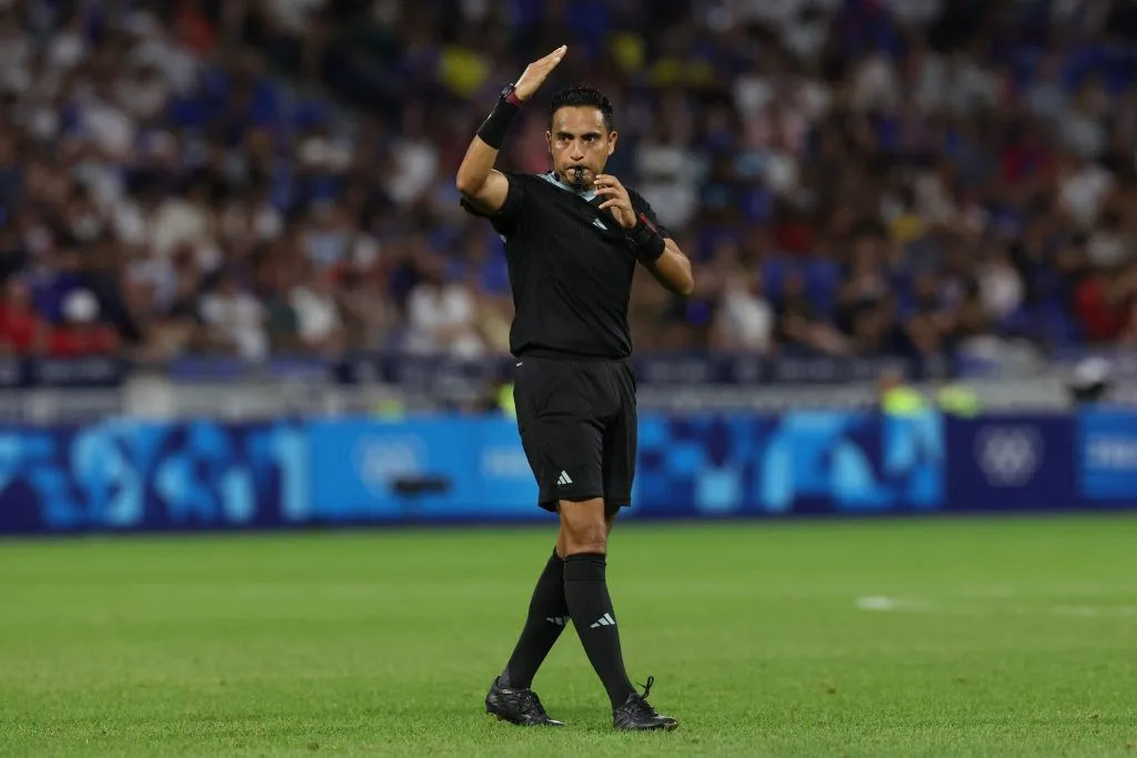 Said Matínez vai apitar o jogo entre Palmeiras e Porto. Foto: Claudio Villa/Getty Images