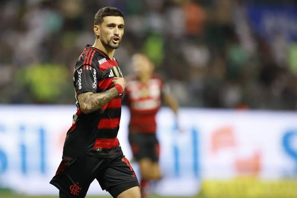 Arrascaeta será uma das esperanças para o Fla (Photo by Miguel Schincariol/Getty Images)