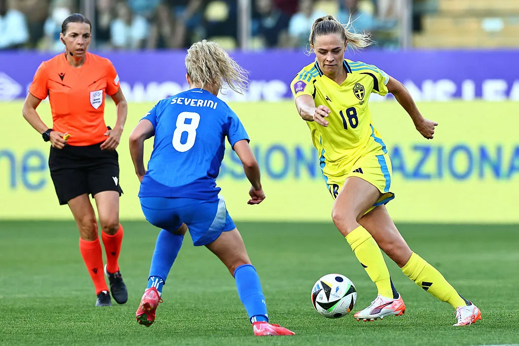 Fridolina Rolfo atuando pela seleção da Suécia (Photo by Luca Amedeo Bizzarri/Getty Images)
