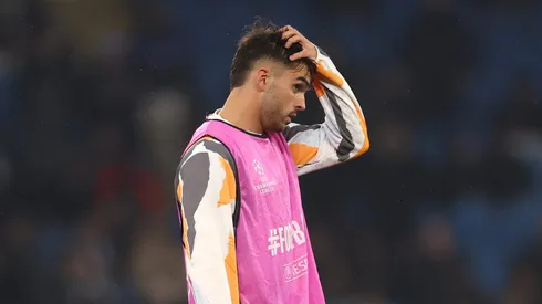 Real Madrid aplica multa em contrato de Raúl Asencio em R$ 6,4 bilhões .