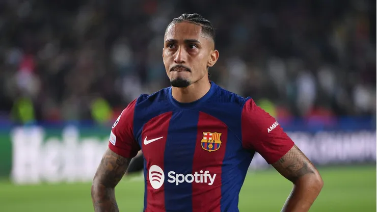 Sem Raphinha, Barcelona define os únicos três jogadores inegociáveis do seu elenco. (Photo by David Ramos/Getty Images)