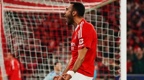 Vangelis Pavlidis em jogo do Benfica