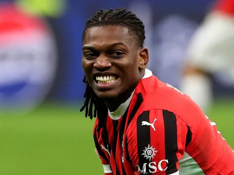 Milan topa trocar Rafael Leão com Ronald Araújo