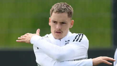 Florian Wirtz antes de jogo da Seleção da Alemanha