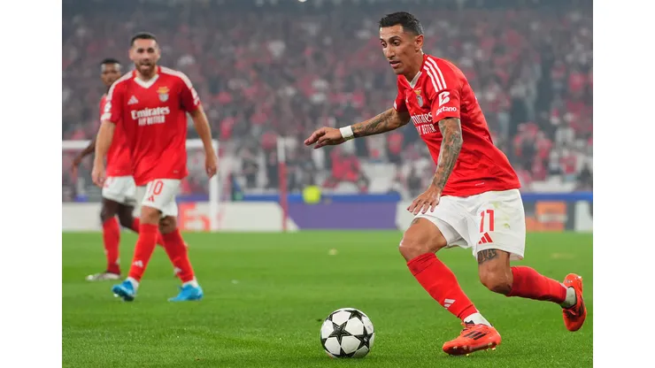 Benfica entra em campo na estreia do Mundial. Foto: Gualter Fatia