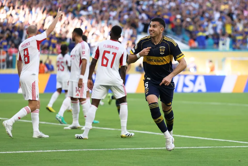 Merentiel celebrando o gol contra o Benfica (Photo by Dan Mullan/Getty Images)