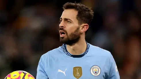 Após uma temporada conturbada, Bernardo Silva se torna capitão do Manchester City, assumindo a missão de equilibrar vestiário, responsabilidade e competitividade.