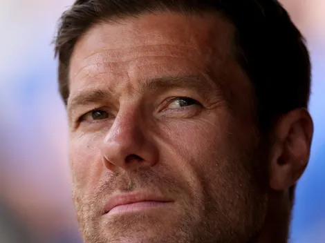 Ex-jogador Sneijder alerta Xabi Alonso sobre dificuldades no Real