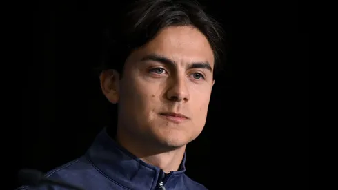 Barcelona tenta a contratação de Paulo Dybala e argentino toma decisão sobre acerto (Photo by Carlos Alvarez/Getty Images for Laureus)