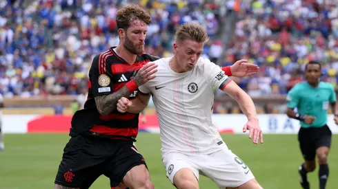 Torcedores do Chelsea reagem a derrota para o Flamengo no Mundial e criticam brasileiros . (Photo by David Ramos/Getty Images)