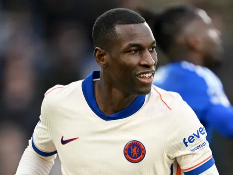 Nicolas Jackson pede desculpas após expulsão em Flamengo x Chelsea