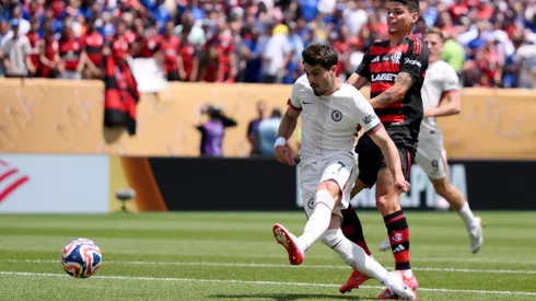 Pedro Neto marca gol sobre o Flamengo