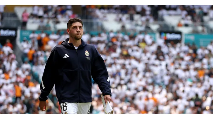 Após liderar a Europa em minutos na última temporada, Federico Valverde terá participação mais controlada pelo Real Madrid. (Foto de Megan Briggs/Getty Images)