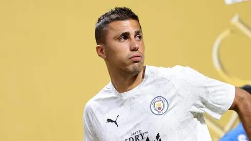 Rodri projeta retorno completo no City com a taça do Mundial de Clubes. (Alex Grimm/Getty Images)
