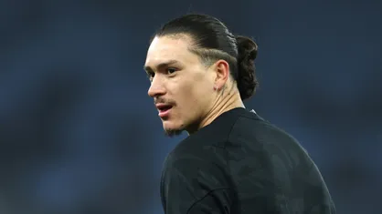 Darwin Núñez no aquecimento para partida do Liverpool (Photo by Dan Istitene/Getty Images)