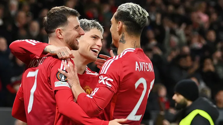 Bayern de Munique inicia contatos para assinar com Garnacho, fora dos planos do Manchester United. Foto: Justin Setterfield/Getty Images