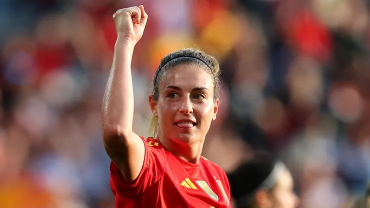 Alexia Putellas destaca a evolução dentro e fora de campo da Espanha (Photo by Diogo Cardoso/Getty Images)