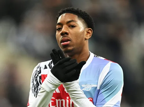 Myles Lewis-Skelly fecha contrato extenso com os Gunners